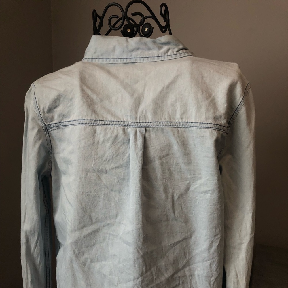 ☃️SALE Aeropostale Grey V-Neck & Jean Jacket